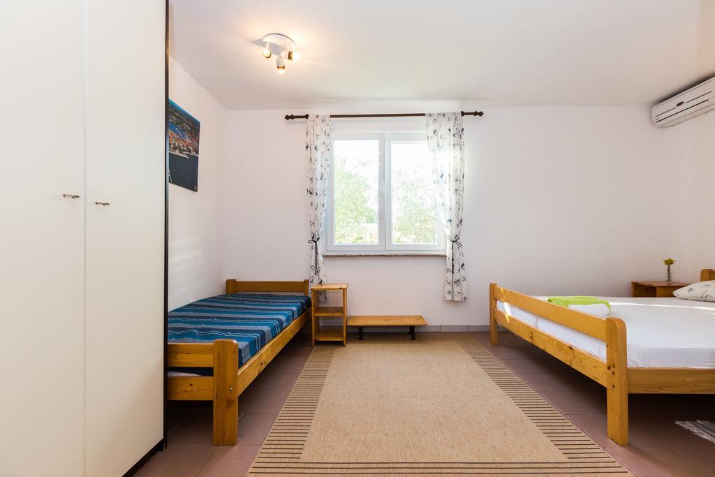 Apartments Krizmanic Zdrelac Room photo