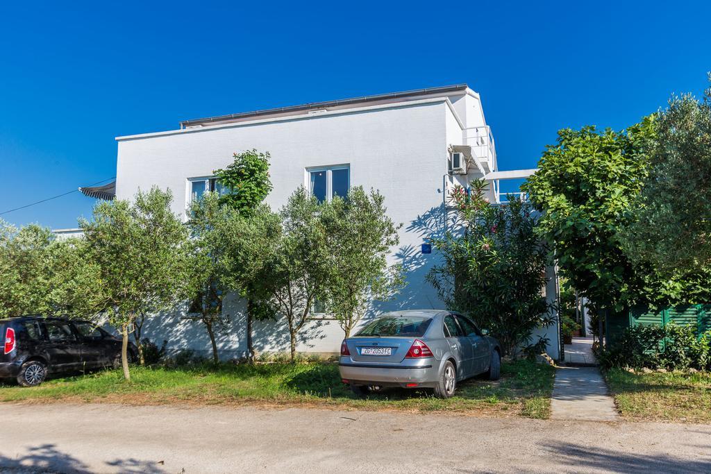 Apartments Krizmanic Zdrelac Exterior photo